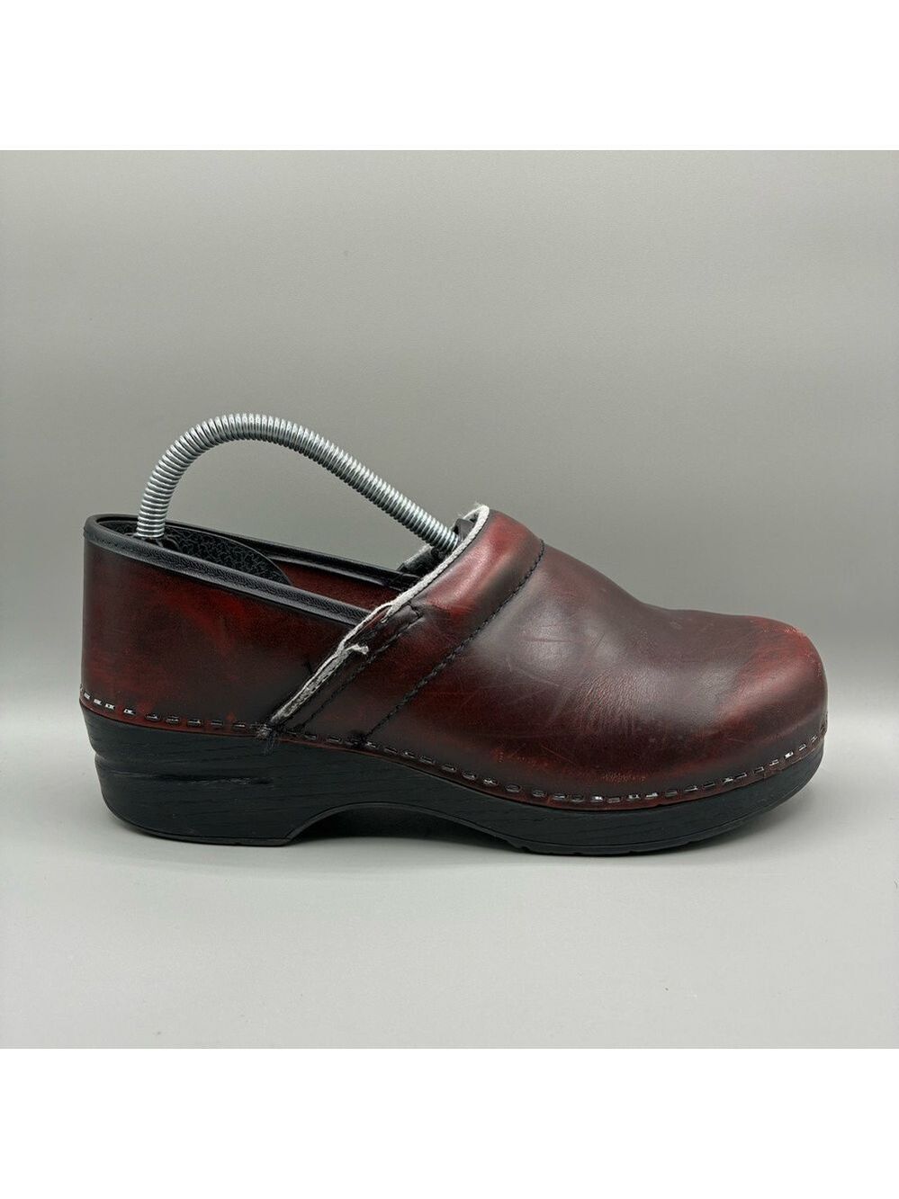 Dansko Professional Clogs Women’s 10.5 Cordovan Cabrio Slip On Work Shoes